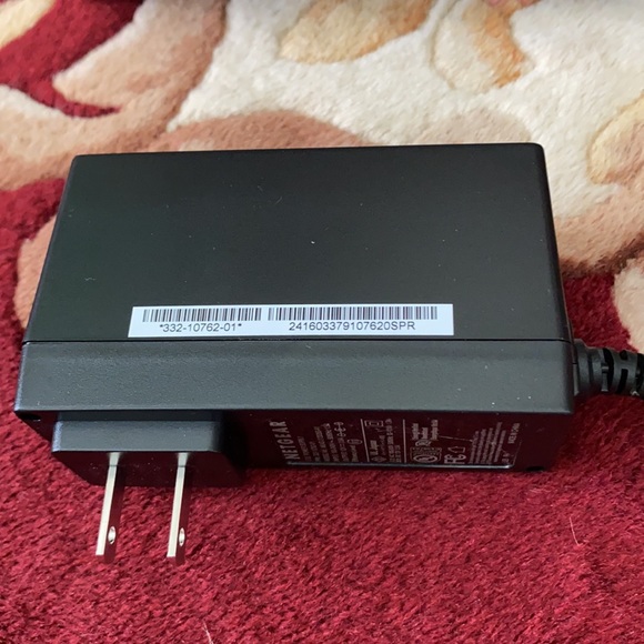 SALE Netgear Nighthawk Router - Picture 3 of 13